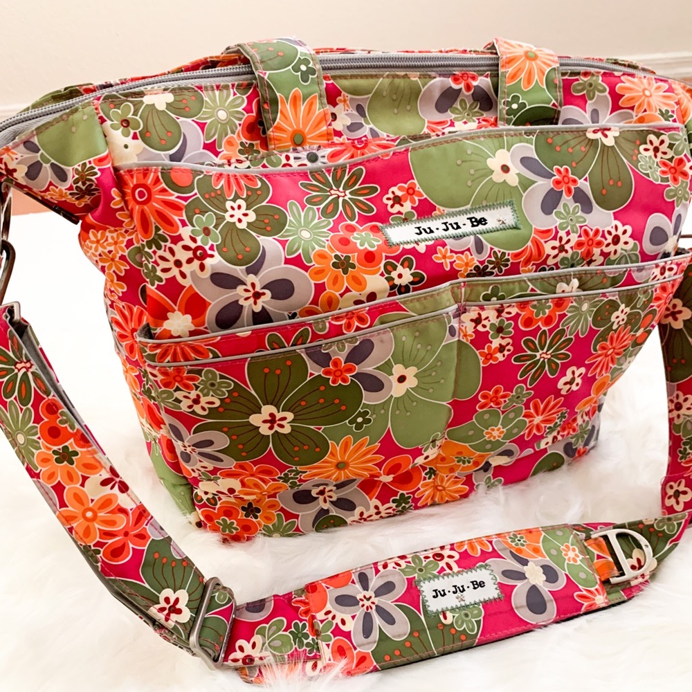 Ju-Ju-Be Messenger Diaper Bag in Perky Perennials